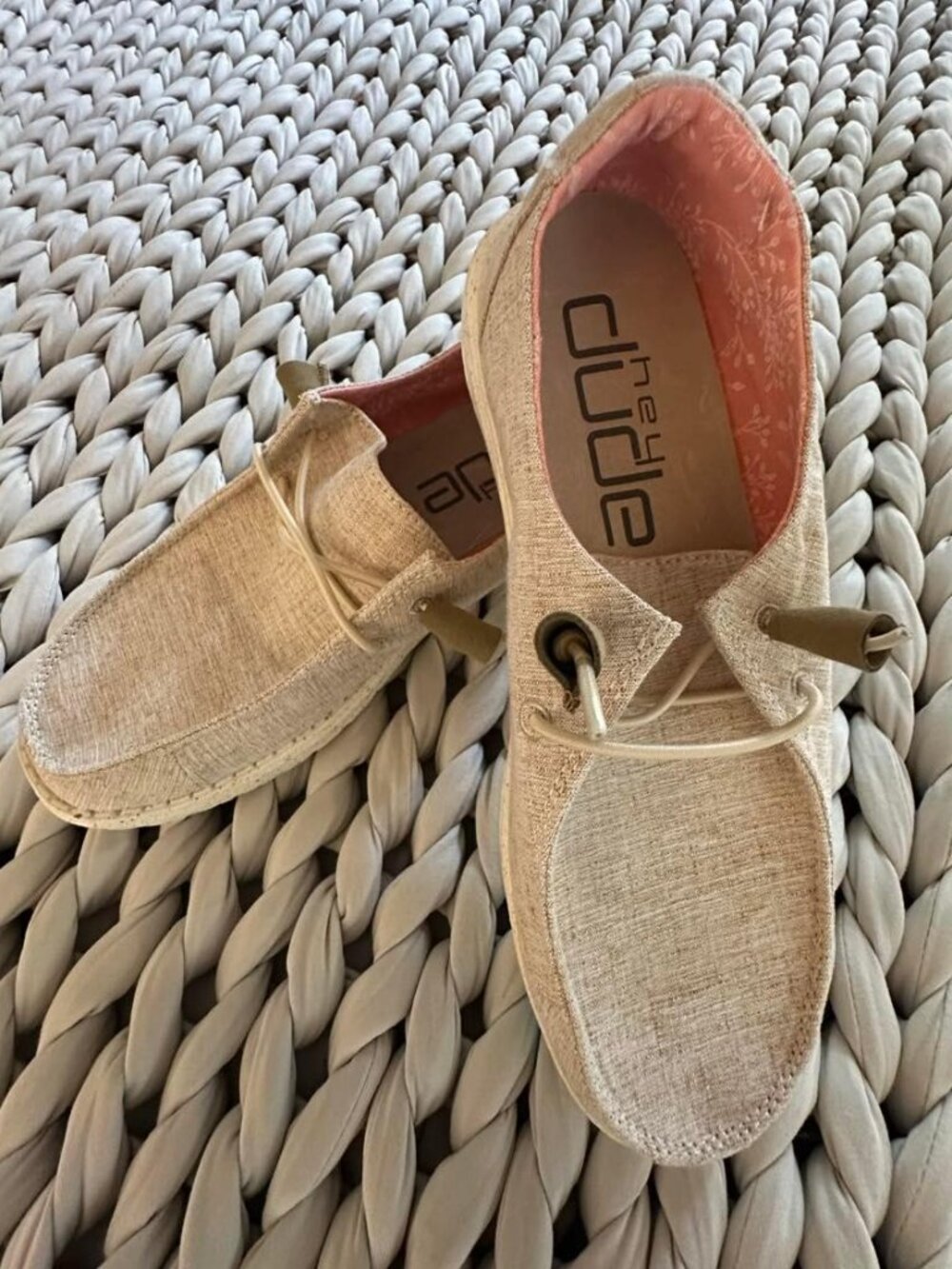 Hey Dude Wendy Chambray White Nut Slip On Shoes Womens Size 7